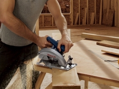 Máy cưa đĩa Bosch GKS 140
