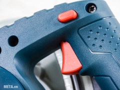 Máy cưa đĩa Bosch GKS 235