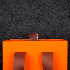 Hộp Xách Nước Hoa Kiểu Túi Xách 17*12*7.5cm