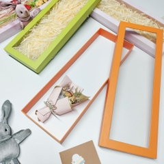 Hộp quà tặng có cửa sổ đựng hoa 3 màu xanh lá, hồng, cam size 35.8x13x3.5 cm