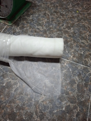 Lưới thủy tinh 2x2, tỉ trọng 80g/m², cuộn 1x50m Mềm - Lưới thủy tinh gia cường chống thấm - Lưới mềm không xô sợi