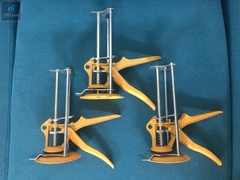 Kích chân gạch 400gam - Kích 3 trụ vàng