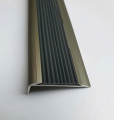 Nẹp nhôm chống trơn bậc cầu thang 12x41x2700mm