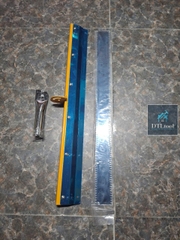 Bàn cào thép dài 56cm + 1 Lược răng cưa 5mm. Thi công sơn Epoxy, chống thấm polyurethane, vữa tự san phẳng - Bàn cào thép dài 56cm + 1 Lược răng cưa 5mm. Thi công sơn Epoxy, chống thấm polyurethane, vữa tự san phẳng