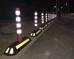Gờ phân làn có trụ dẻo