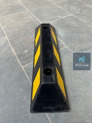 Chặn lùi cao su 550x150x100mm ADTL. Kích thước dài 550mm x rộng 150mm x cao 100mm