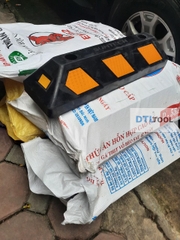 Chặn Bánh Xe Cao Su 550x150x110mm SDTL | Cục Chặn Lùi Xe Ô Tô Cho Tầng Hầm & Bãi Đỗ Xe