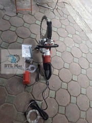 Máy cắt bê tông cầm tay D425 - Cưa vòng, tường 7200W