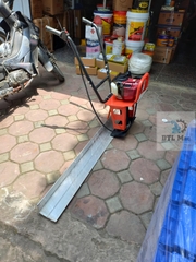 Máy Đầm Thước Chạy Xăng - Honda GX35 + Thước Đầm 2M