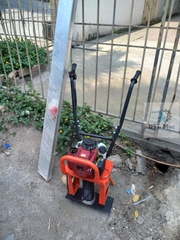Máy Đầm Thước Chạy Xăng - Honda GX35 + Thước Đầm 2M