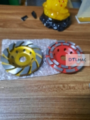 Đĩa Mài Bê Tông Kim Cương D125 | Mài Mịn, Làm Phẳng – Màu Đỏ/Vàng
