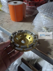 Đĩa Mài Bê Tông Kim Cương D125 | Mài Mịn, Làm Phẳng – Màu Đỏ/Vàng