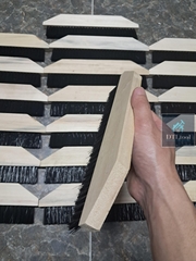 Dụng cụ thi công gạt keo 30cm. Thi công màng chống thấm 3 lớp PPE, PPP, PE, gạt hồ dầu chống thấm