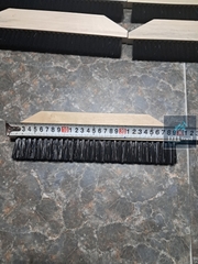 Dụng cụ thi công gạt keo 30cm. Thi công màng chống thấm 3 lớp PPE, PPP, PE, gạt hồ dầu chống thấm