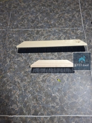 Dụng cụ thi công gạt keo 50cm. Thi công màng chống thấm 3 lớp PPE, PPP, PE, gạt hồ dầu chống thấm