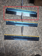 Bàn cào thép dài 56cm + 1 Lưỡi phẳng. Thi công sơn Epoxy, chống thấm polyurethane, vữa tự san phẳng