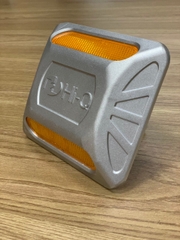 Đinh phản quang HiQ 130x100x30mm Korea - Hợp kik nhôm