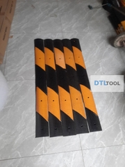 Gờ Giảm Tốc Cao Su 1000x100x20mm SDTL | Gờ Giảm Tốc Xe Máy Sọc Chéo