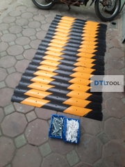 Gờ Giảm Tốc Cao Su 1000x100x20mm SDTL | Gờ Giảm Tốc Xe Máy Sọc Chéo