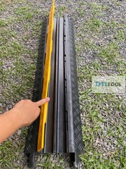 Gờ Luồn Dây Điện Cao Su 1000x250x40mm SDTL | Gờ Bảo Vệ Cáp 2 Rãnh 30x30mm Có Nắp Mở Nhựa