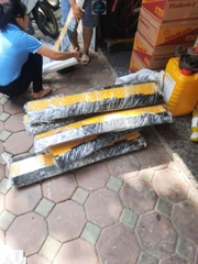 Gờ luồn ống, gờ cao su đi dây điện 2 Rãnh 30x30mm. Gờ KT 1000x250x40mm. Đi đường dây ở sự kiện, hội trường
