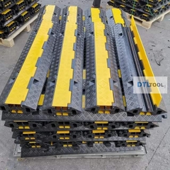 Gờ Luồn Dây Điện Cao Su 1000x250x40mm SDTL | Gờ Bảo Vệ Cáp 2 Rãnh 30x30mm Có Nắp Mở Nhựa