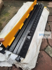 Gờ Luồn Dây Điện Cao Su 1000x250x40mm SDTL | Gờ Bảo Vệ Cáp 2 Rãnh 30x30mm Có Nắp Mở Nhựa