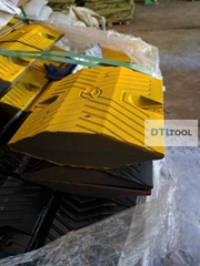 Gờ Giảm Tốc Thép Đúc 250x300x50mm SDTL | Gờ Hạn Chế Tốc Độ Chịu Tải 100-180 Tấn Cho Xe Tải, Container