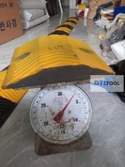 Gờ Giảm Tốc Thép Đúc 250x300x50mm SDTL | Gờ Hạn Chế Tốc Độ Chịu Tải 100-180 Tấn Cho Xe Tải, Container