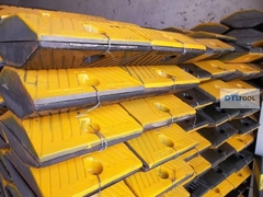 Gờ Giảm Tốc Thép Đúc 250x300x50mm SDTL | Gờ Hạn Chế Tốc Độ Chịu Tải 100-180 Tấn Cho Xe Tải, Container