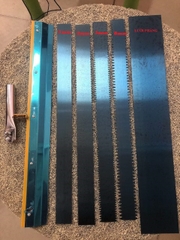 Bàn cào thép dài 56cm cán tròn + 1 Lưỡi phẳng. Thi công sơn Epoxy, chống thấm polyurethane, vữa tự san phẳng