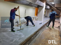 Lược cào sơn dài 56cm. Răng lược 0 đến 5mm. Lắp bàn cào thép dài 56cm. Thi công sơn Epoxy, chống thấm polyurethane, vữa tự san phẳng