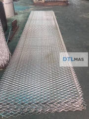 Lưới Thép Dập Giãn Mạ Kẽm 45x90mm Dày 3mm Cuộn 1x10m | Lưới Hình Thoi Chịu Lực Công Nghiệp
