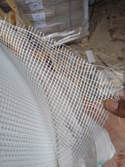 Lưới thủy tinh 5x5, tỉ trọng 125g/m², 1x100m - Lưới thủy tinh gia cường chống nứt cho vữa trát tường, cán nền