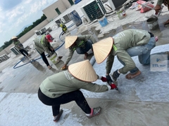 Màng chống thấm PPE 3 lớp LDTL dày 0.7mm, khổ rộng 1.2m, tỷ trọng 285g. Màng chống thấm cao cấp, có cấu tạo 3 lớp. Màng chống thấm Polypropylene Elastomer