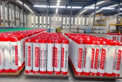 Màng chống thấm PPE 3 lớp KDTL dày ~0.4mm, khổ rộng 1.2m, tỷ trọng ~230g. Màng chống thấm cao cấp, có cấu tạo 3 lớp. Màng chống thấm Polypropylene Elastomer