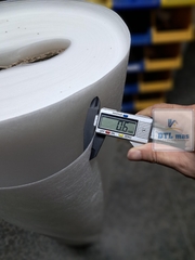 Màng chống thấm 3 lớp, màng PPE dày 0.6~0.7mm, tỷ trọng 250gr/m2, cuộn 1.15x87m ZHENHAI Pro. Màng chống thấm cao cấp, có cấu tạo 3 lớp. Màng chống thấm Polypropylene Elastomer