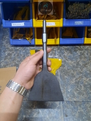 Mũi đục dẹt ~ 12cm. Đuôi lục giác 17. Lắp máy đục bê tông