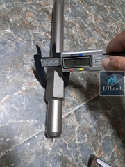 Mũi đục nhọn bê tông chuôi 30, dài 38cm. Lắp máy đục 65-95