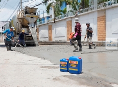 Neomax® Ducrete R7 - Can 10 lít. Phụ gia giảm nước cao cấp, duy trì tính công tác và phát triển cường độ sớm