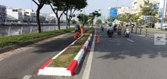 Nippon Reflective Road Line Trắng 5 Lít - Sơn kẻ vạch, sơn giao thông gốc Acrylic mau khô màu trắng