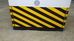 Thanh ốp góc kích thước 800x100x10mm Tròn. Dán Decal phản quang. Bảo vệ góc tường, góc cột. Bao phụ kiện lắp đặt