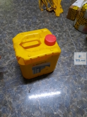 Sika Latex TH Can 5 Lít - Phụ Gia Chống Thấm Và Tác Nhân Kết Nối