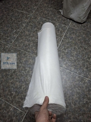 Vải Polyester có dệt khổ rộng 1m 60g/m² LDTL. Lưới Polyester chống thấm, gia cố góc chân tường, sàn mái