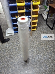Vải Polyester có dệt khổ rộng 1m 60 - 65g/m² VDTL. Lưới Polyester chống thấm, gia cố góc chân tường, sàn mái