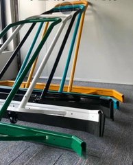 Xe Gạt Bùn Đất Trong Mài Sàn, Gạt Nước Sân Tennis - Khung Nhôm Phủ Sơn Tĩnh Điện D30mm - Đế Gặt Xốp EVA - 2 Bánh Xe Cao Su - Dài 1400mm x Cao 900mm