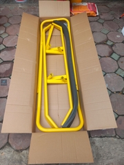 Xe Gạt Bùn Đất Trong Mài Sàn, Gạt Nước Sân Tennis - Khung Nhôm Phủ Sơn Tĩnh Điện D30mm - Đế Gặt Xốp EVA - 2 Bánh Xe Cao Su - Dài 1400mm x Cao 900mm
