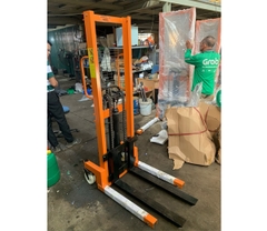 Xe nâng tay 500kg - Nâng cao 1,3m Niki