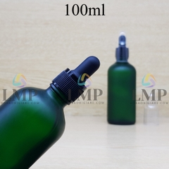 Chai tinh dầu phun mờ nắp bóp khoen nhựa sọc có nắp chụp 100ml