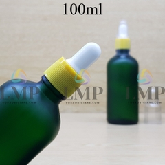 Chai tinh dầu phun mờ nắp bóp khoen nhựa sọc có nắp chụp 100ml